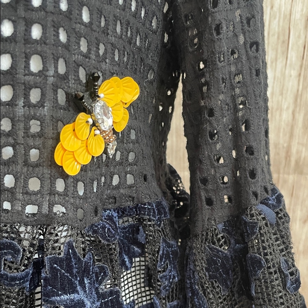 *Dor Dor Chic Black Beaded Insect Embellished Women's Lacy Blouse - Size Small - Picture 6 of 12